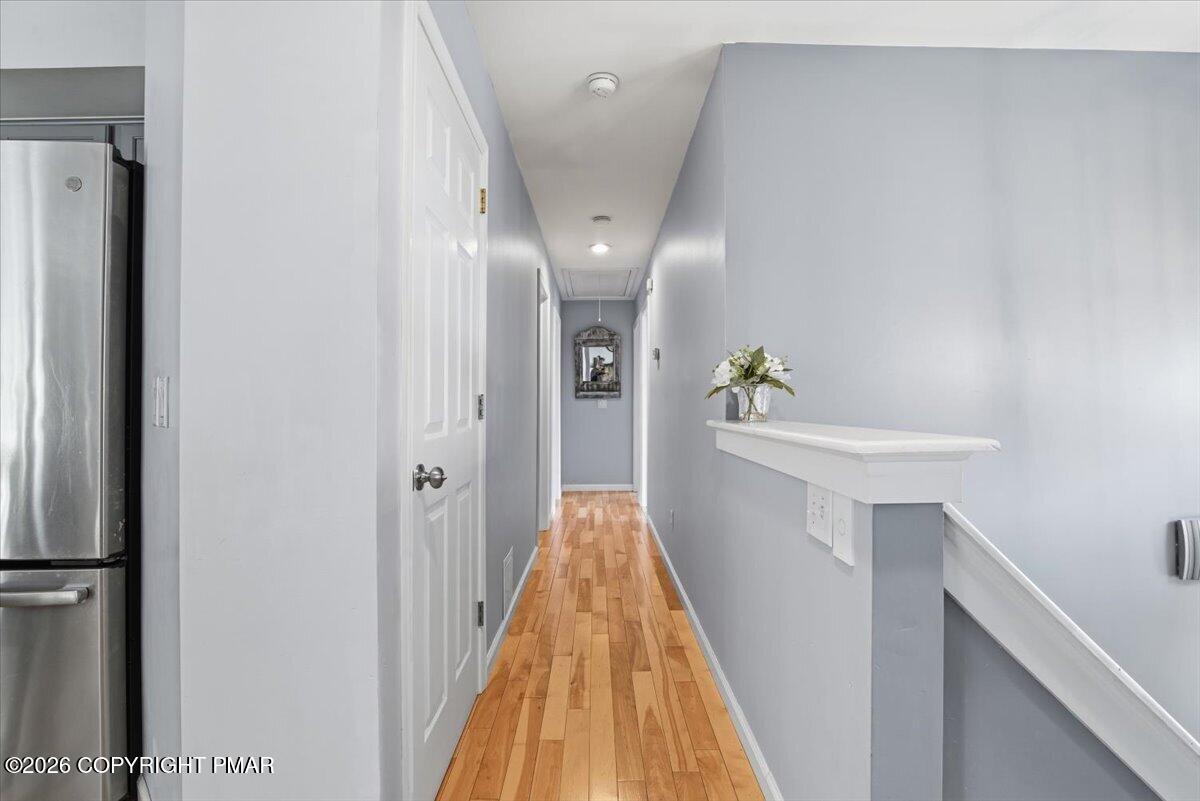 219 Highland Drive Stroudsburg, PA 18360 - Photo 35 of 93 Main Level Hallway