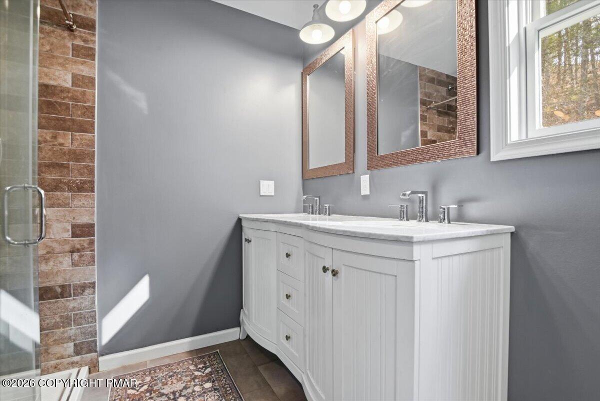 219 Highland Drive Stroudsburg, PA 18360 - Photo 48 of 93 Primary Bath