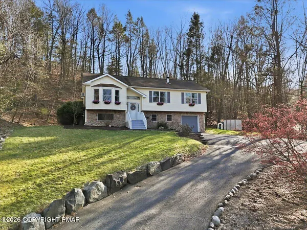 $399,000 | 219 Highland Drive, Stroudsburg, PA 18360