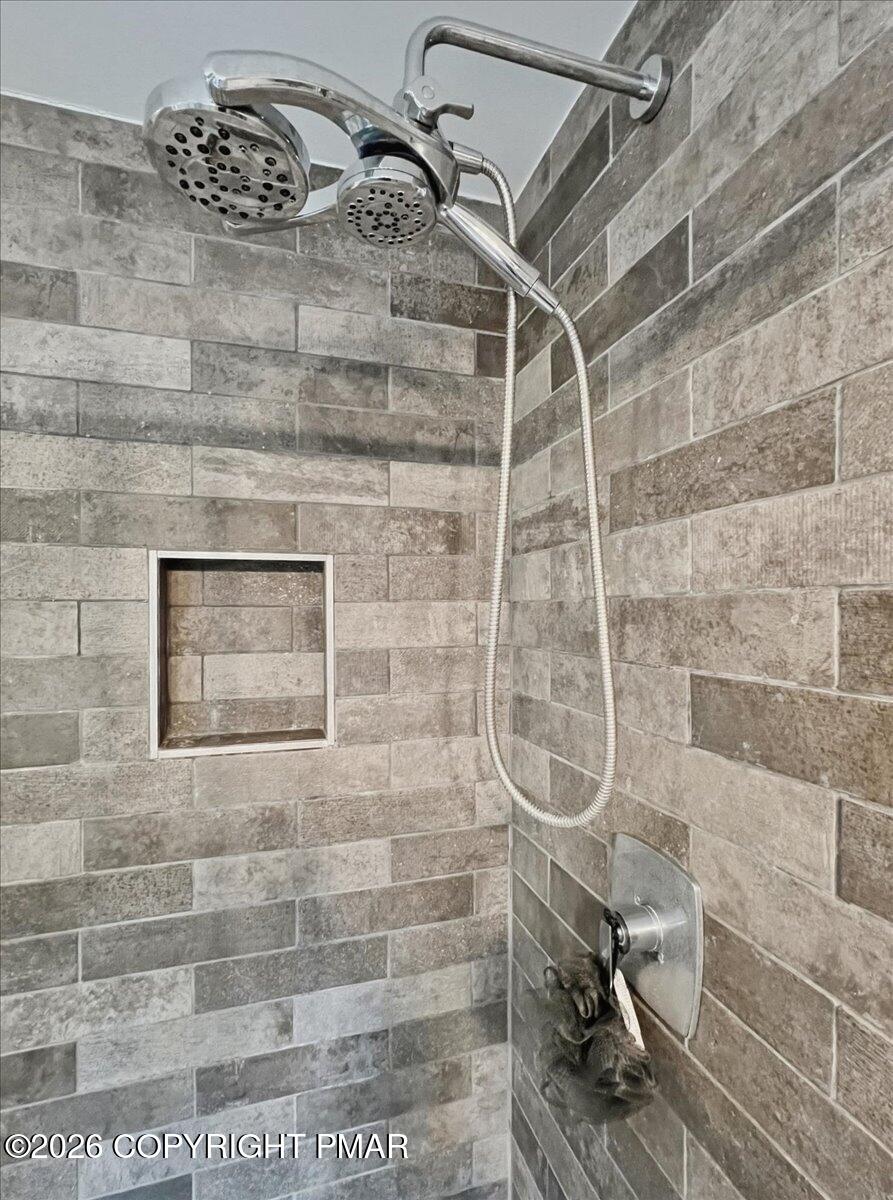 219 Highland Drive Stroudsburg, PA 18360 - Photo 51 of 93 Primary Bath Shower