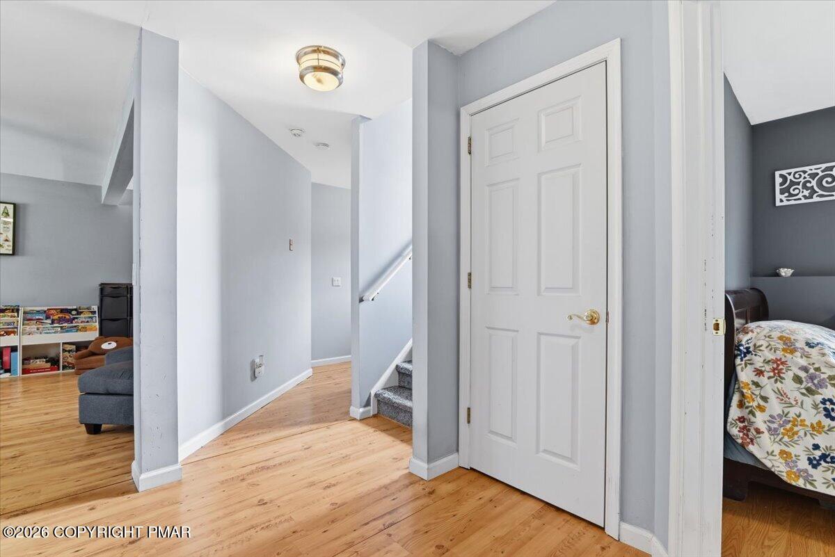 219 Highland Drive Stroudsburg, PA 18360 - Photo 53 of 93 Lower Level Landing