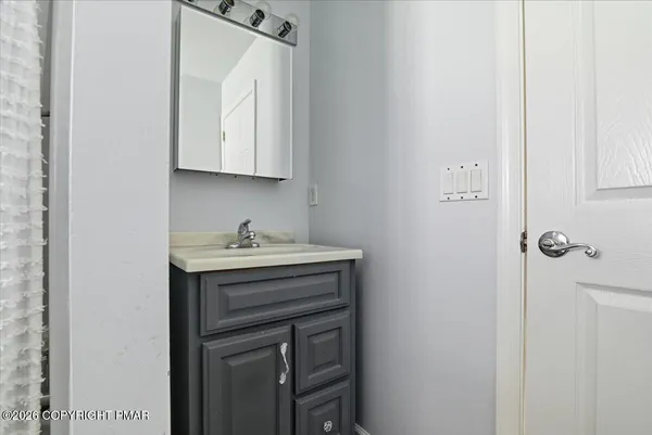 $399,000 | 219 Highland Drive, Stroudsburg, PA 18360