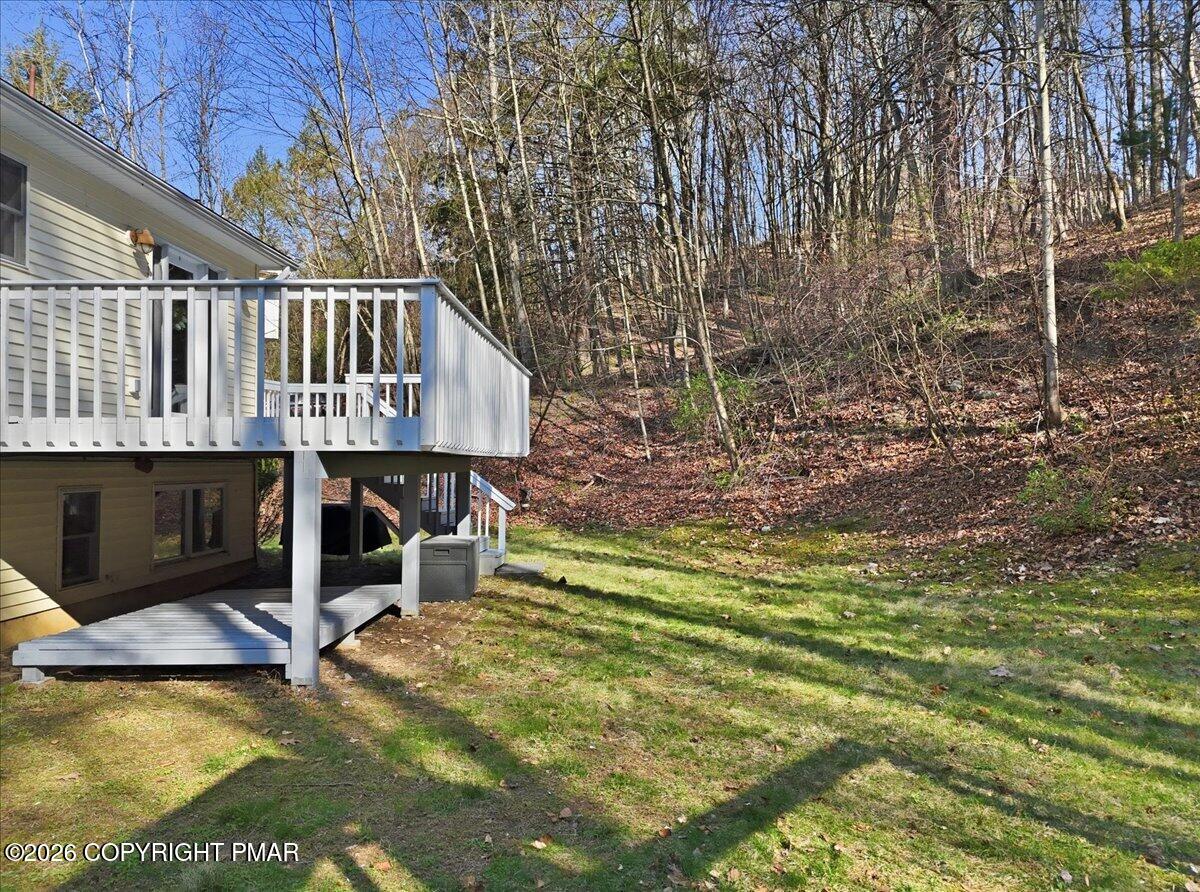 219 Highland Drive Stroudsburg, PA 18360 - Photo 76 of 93 Backyard