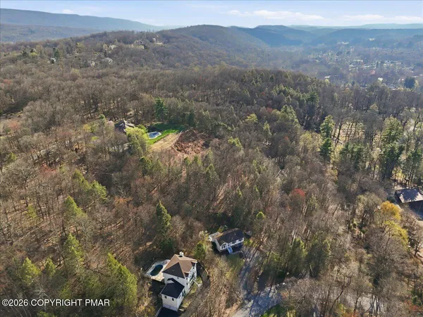 $399,000 | 219 Highland Drive, Stroudsburg, PA 18360