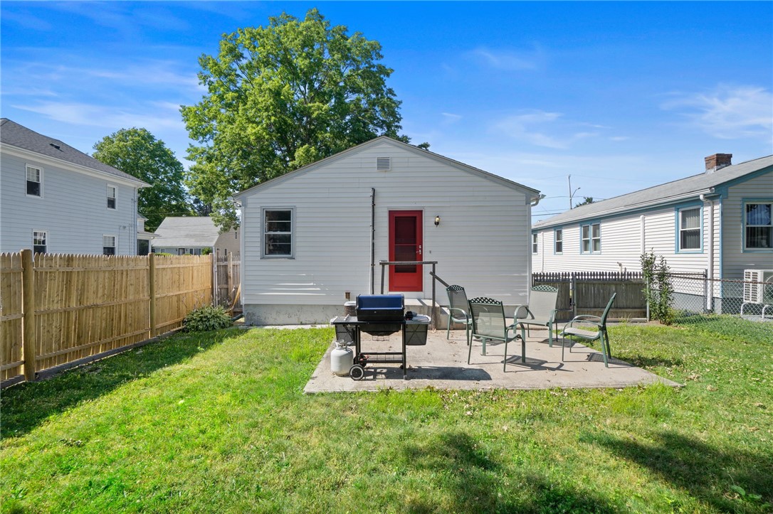 108 Rome Avenue Providence, RI 02908 - Photo 20 of 24