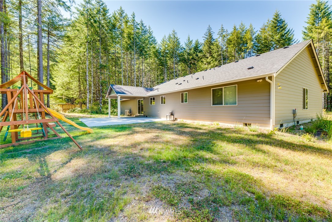 7621 Brown Road Southwest Olympia, WA 98512 - Photo 4 of 19 Gallery Image 4