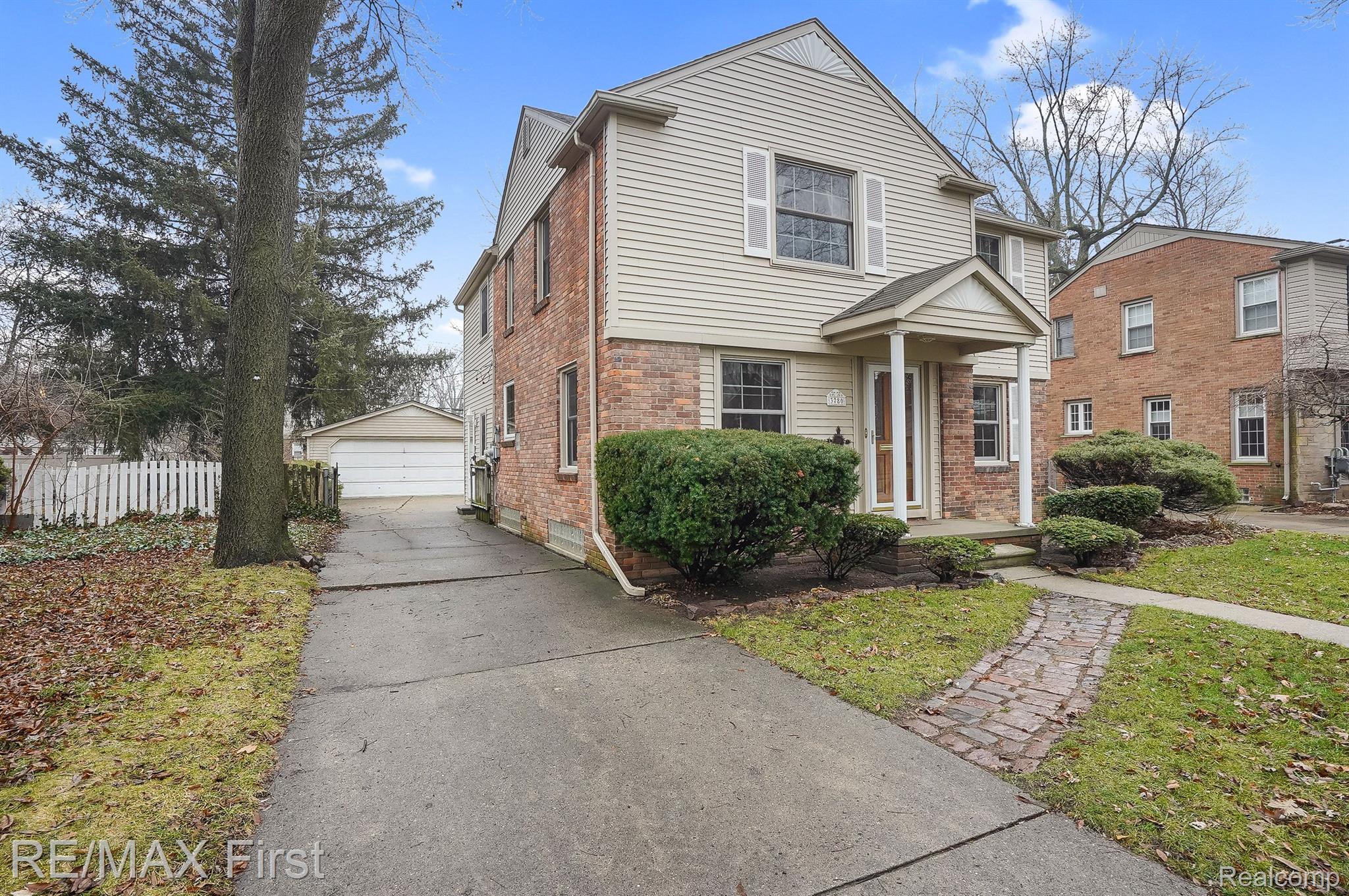 3780 Cumberland Road Berkley, MI 48072 - Photo 4 of 31 Gallery Image 4
