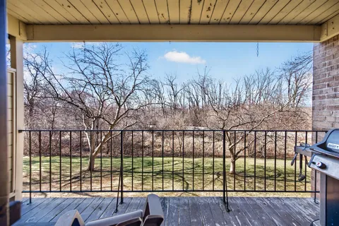 $184,900 | 5645 Green Cir Drive, Unit 108, Hopkins, MN 55343