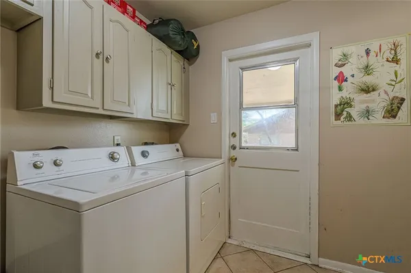 $1,450 | 324 Craddock Avenue, San Marcos, TX 78666