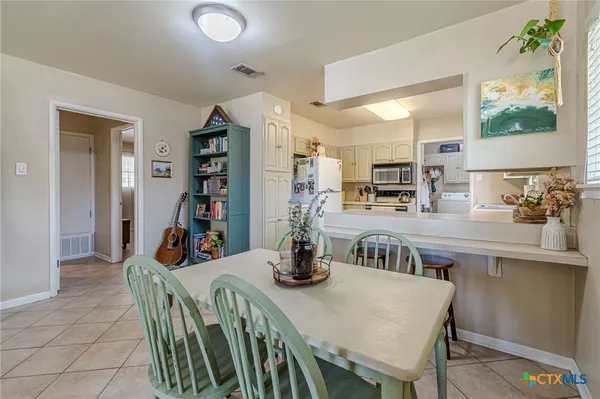 $1,450 | 324 Craddock Avenue, San Marcos, TX 78666