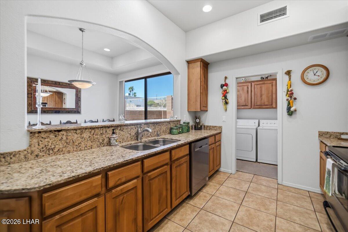 2000 Richey Circle Lake Havasu City, AZ 86403 - Photo 10 of 53 17-2000 Richey Cir, LHC, AZ-17