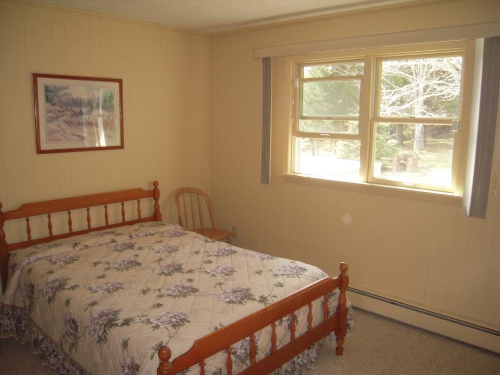 4677 East Bakersfield Road Bakersfield, VT 05450 - Photo 12 of 33