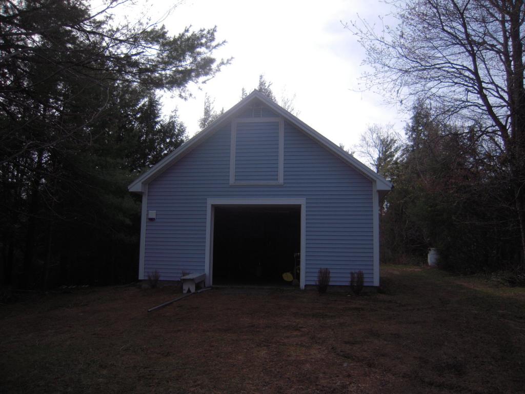 4677 East Bakersfield Road Bakersfield, VT 05450 - Photo 19 of 33