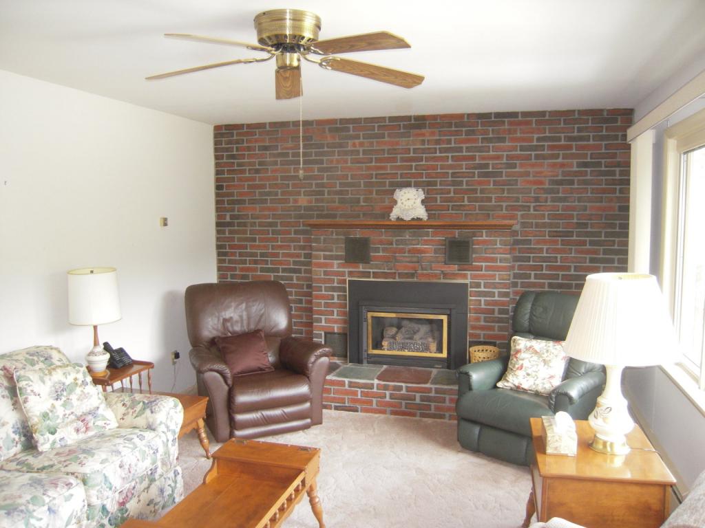 4677 East Bakersfield Road Bakersfield, VT 05450 - Photo 3 of 33