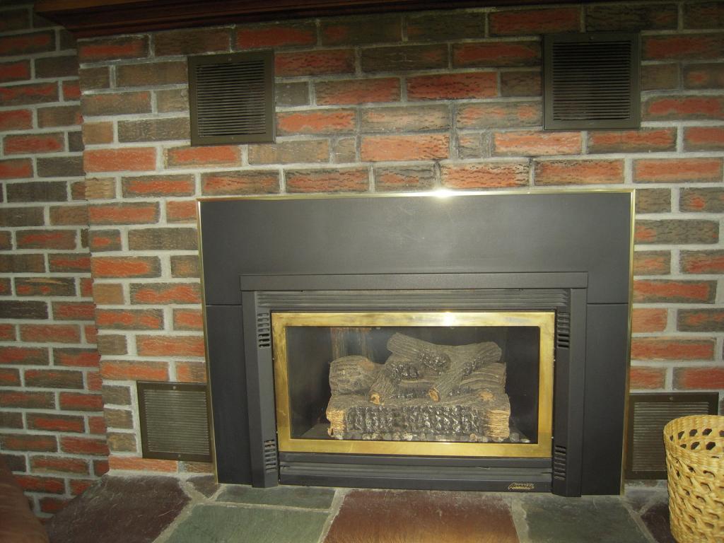 4677 East Bakersfield Road Bakersfield, VT 05450 - Photo 4 of 33