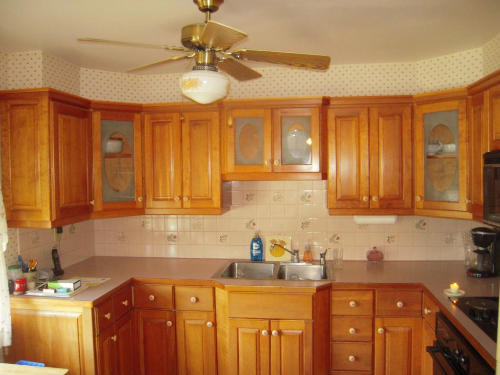 4677 East Bakersfield Road Bakersfield, VT 05450 - Photo 7 of 33