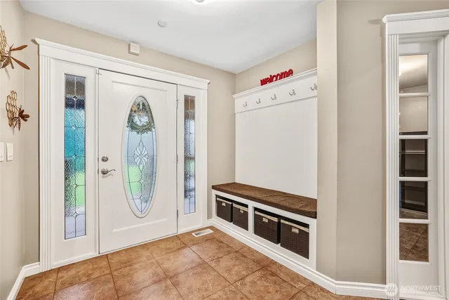 a view of livingroom with furniture and wooden floor