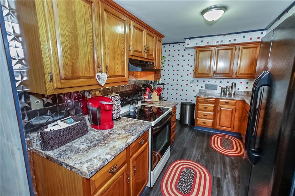 192 Old Mill Road Chalk Hill, PA 15421 - Photo 10 of 23 Gallery Image 10