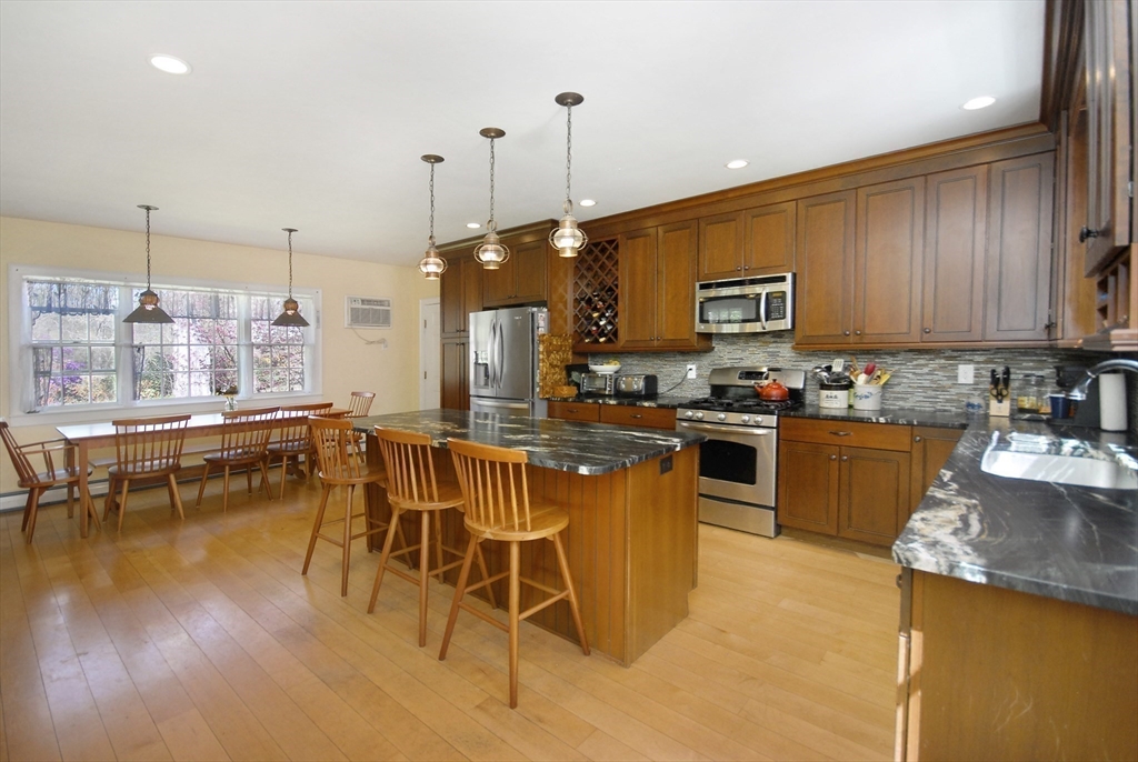 239 Stow Road Harvard, MA 01451 - Photo 14 of 35 Gallery Image 14