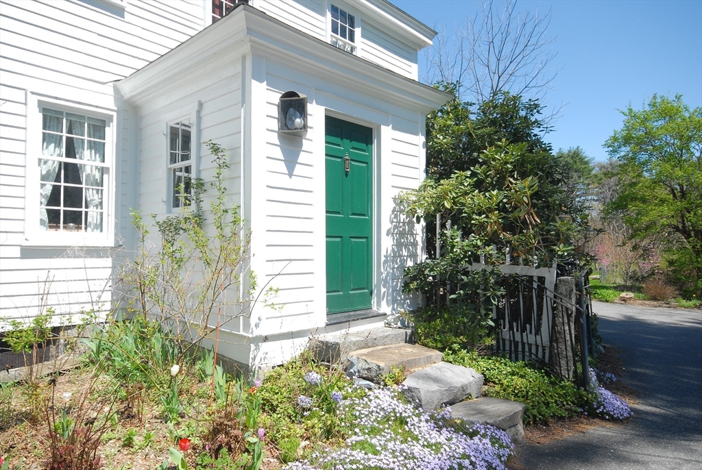 239 Stow Road Harvard, MA 01451 - Photo 2 of 35 Gallery Image 2