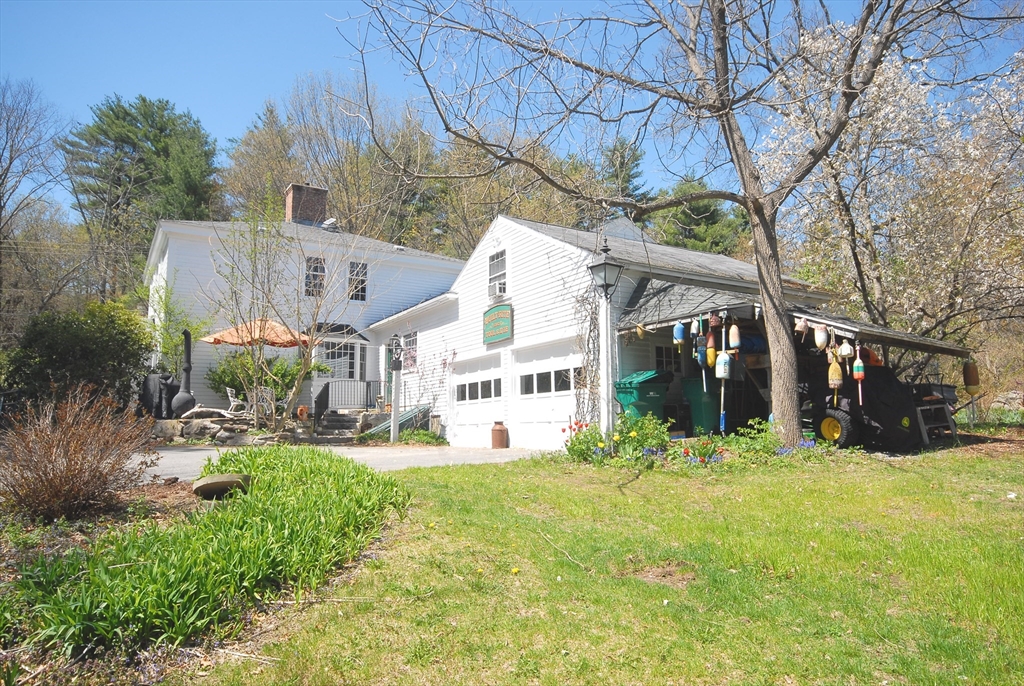 239 Stow Road Harvard, MA 01451 - Photo 3 of 35 Gallery Image 3