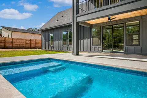 $825,000 | 52 War Bonnet, Wimberley, TX 78676