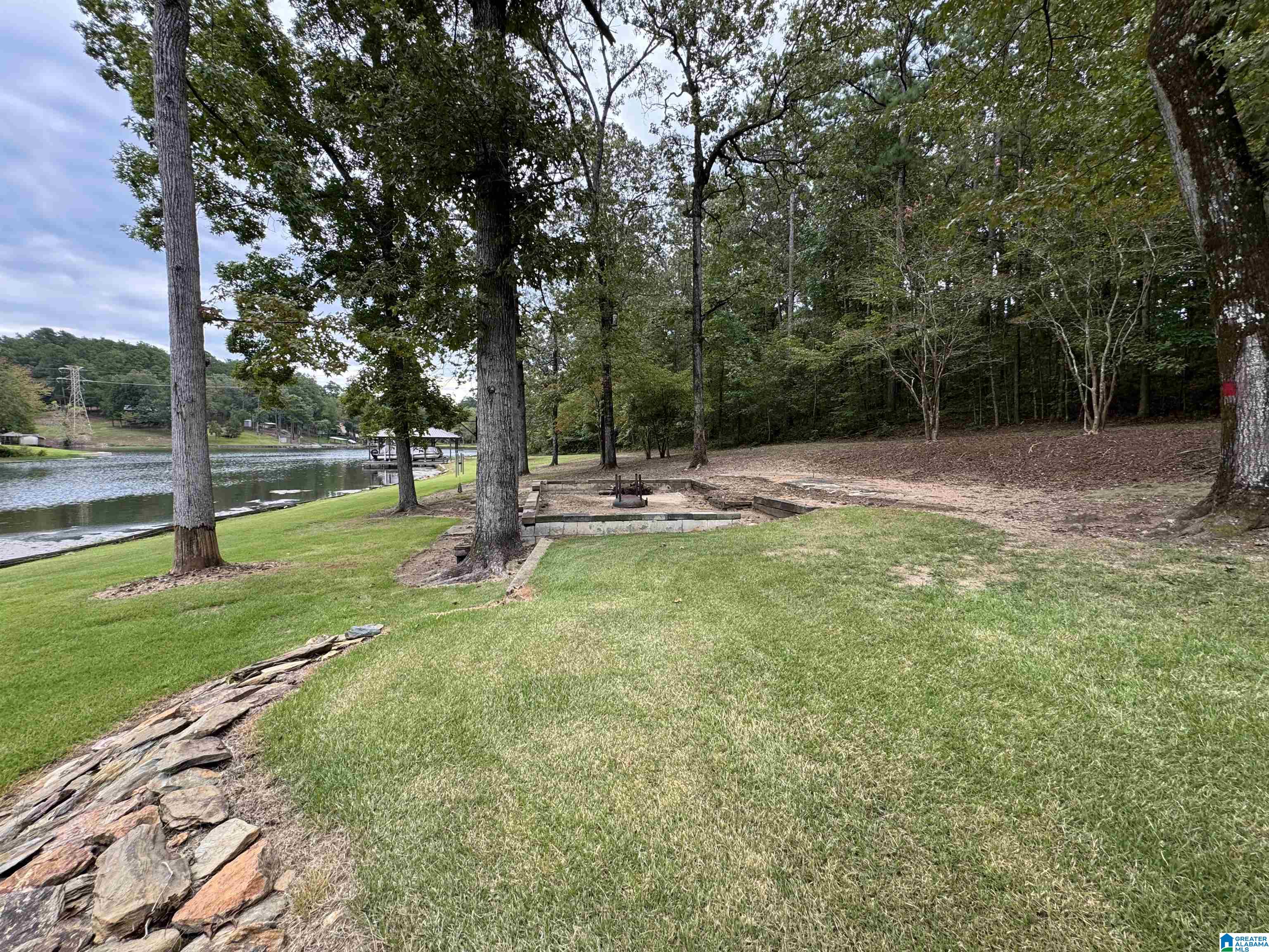 77 Coyote Lane Sylacauga, AL 35151 - Photo 13 of 41