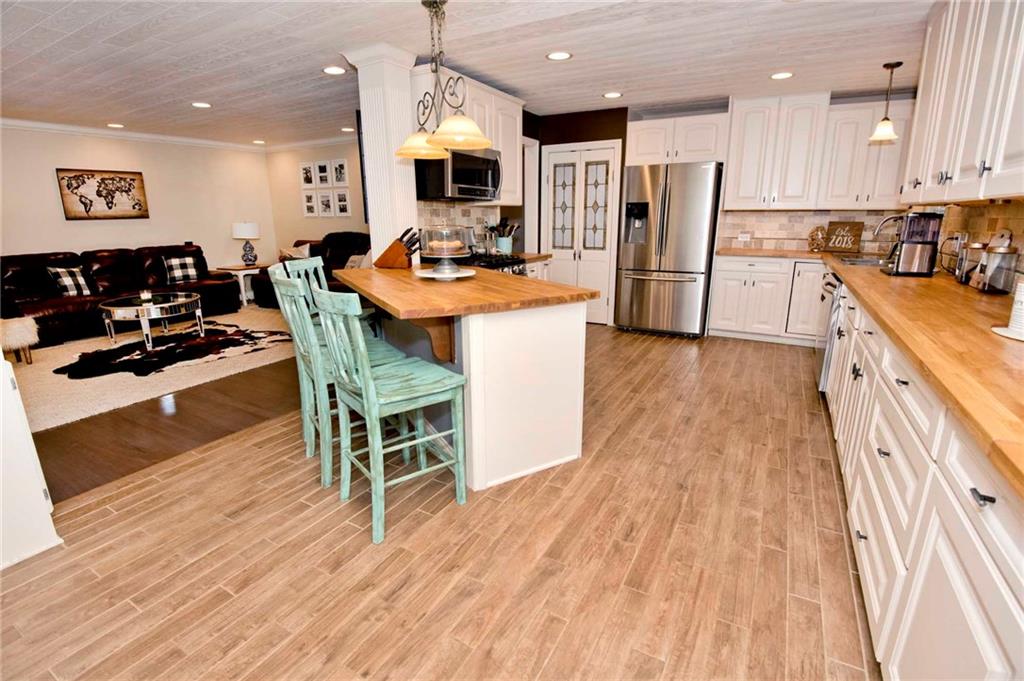 6622 Sargent Road Indianapolis, IN 46256 - Photo 12 of 46 Gallery Image 12