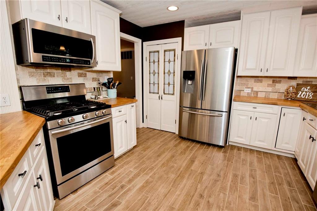 6622 Sargent Road Indianapolis, IN 46256 - Photo 13 of 46 Gallery Image 13