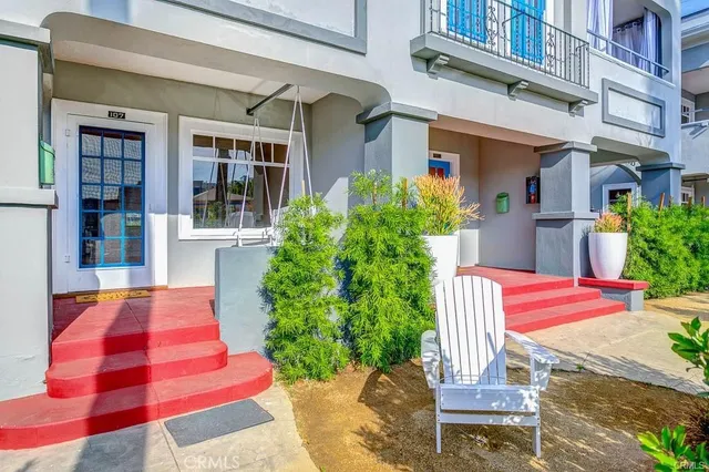 a view of an entryway with a window