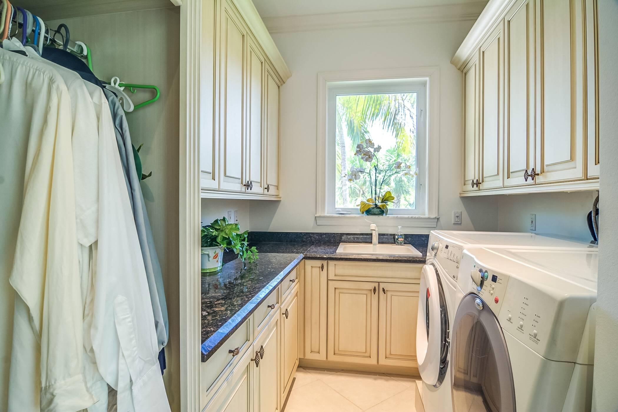 148 North Beach Road Hobe Sound, FL 33455 - Photo 26 of 40 Laundry Room