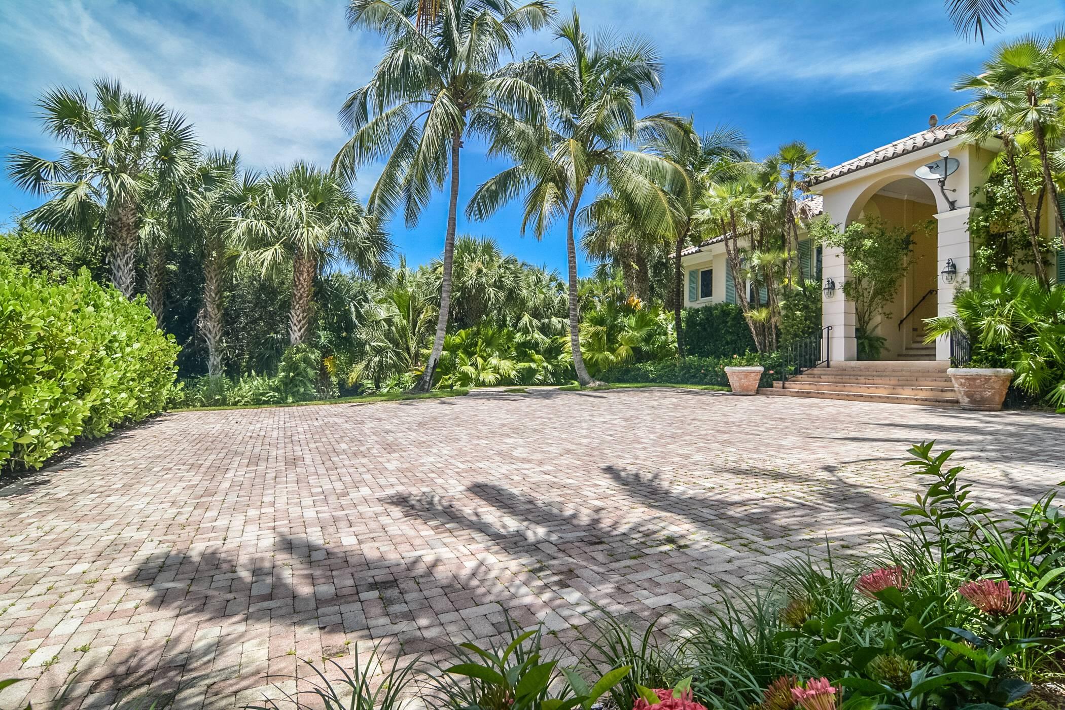 148 North Beach Road Hobe Sound, FL 33455 - Photo 7 of 40 Front Area