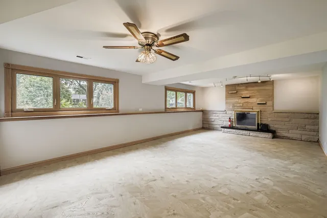 $3,600 | 5904 Elm Street, Lisle, IL 60532