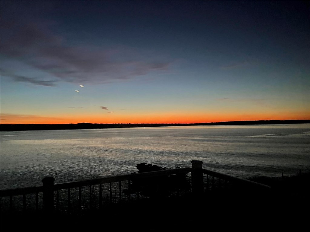 160 Colonel John Gardner Road Narragansett, RI 02882 - Photo 2 of 21 Sun Set