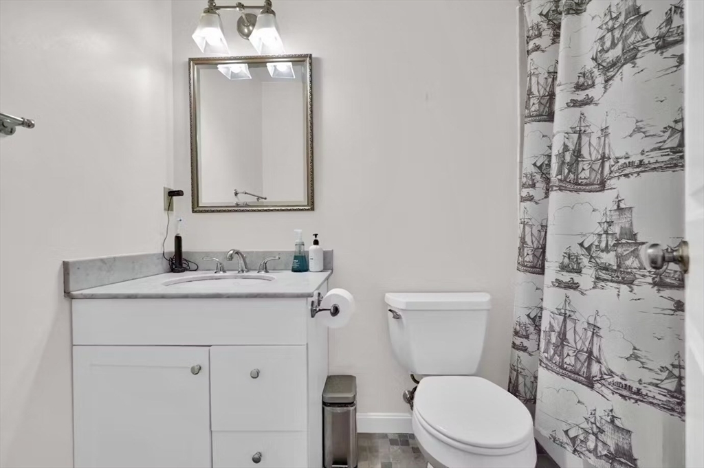 28 Monument Street, Unit 2 Boston, MA 02129 - Photo 10 of 15