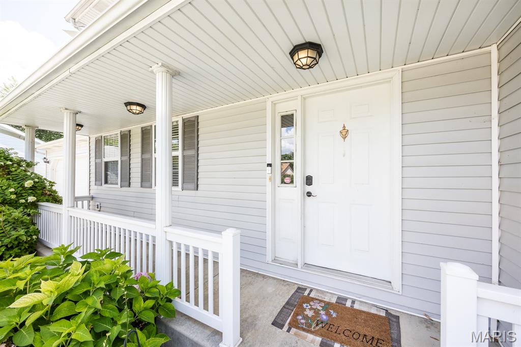 2204 Cotswold Circle Belleville, IL 62221 - Photo 3 of 29