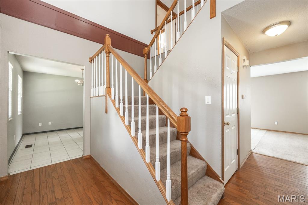 2204 Cotswold Circle Belleville, IL 62221 - Photo 5 of 29