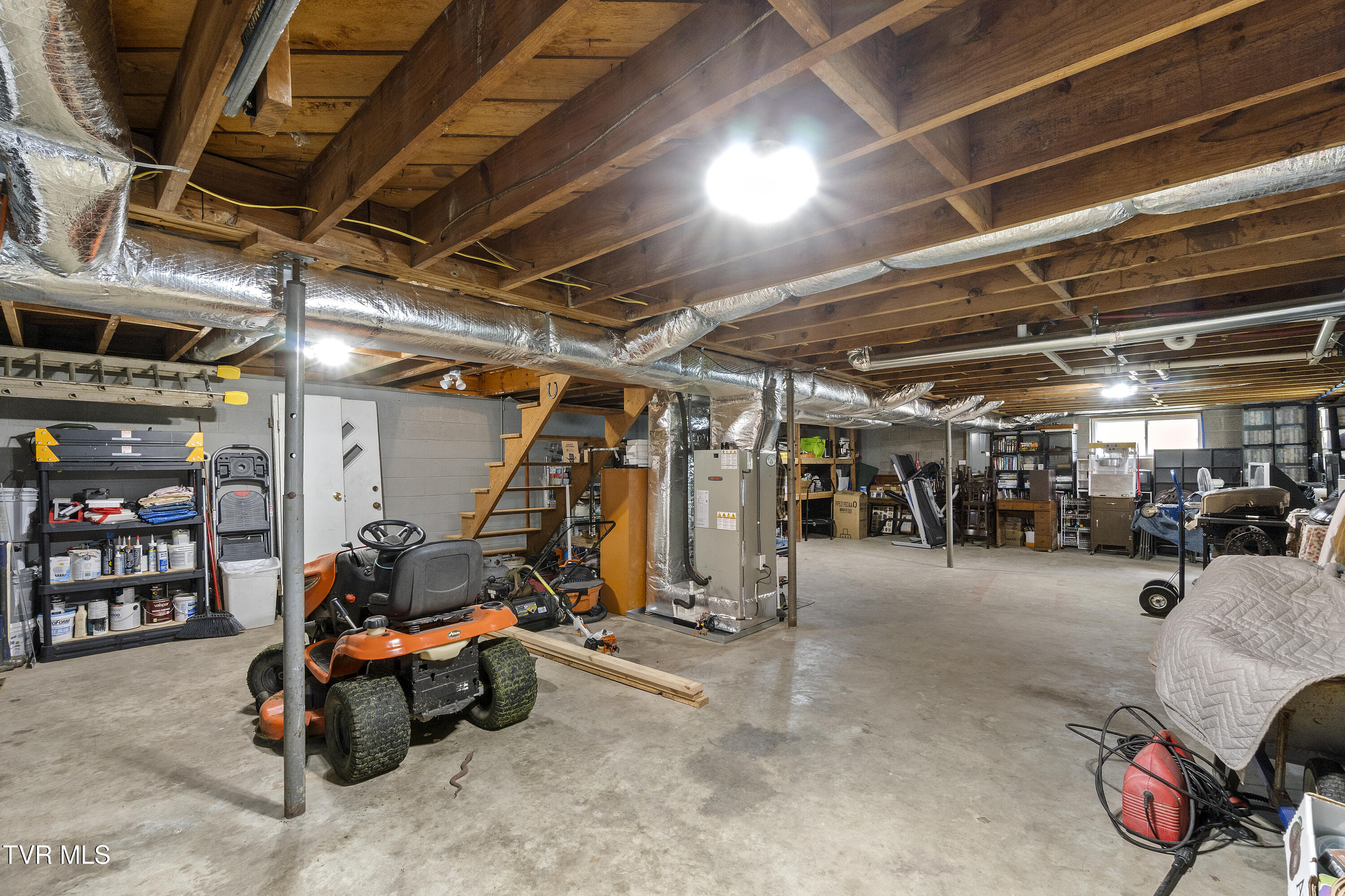 1908 Old Tusculum Road Greeneville, TN 37745 - Photo 30 of 37 Basement