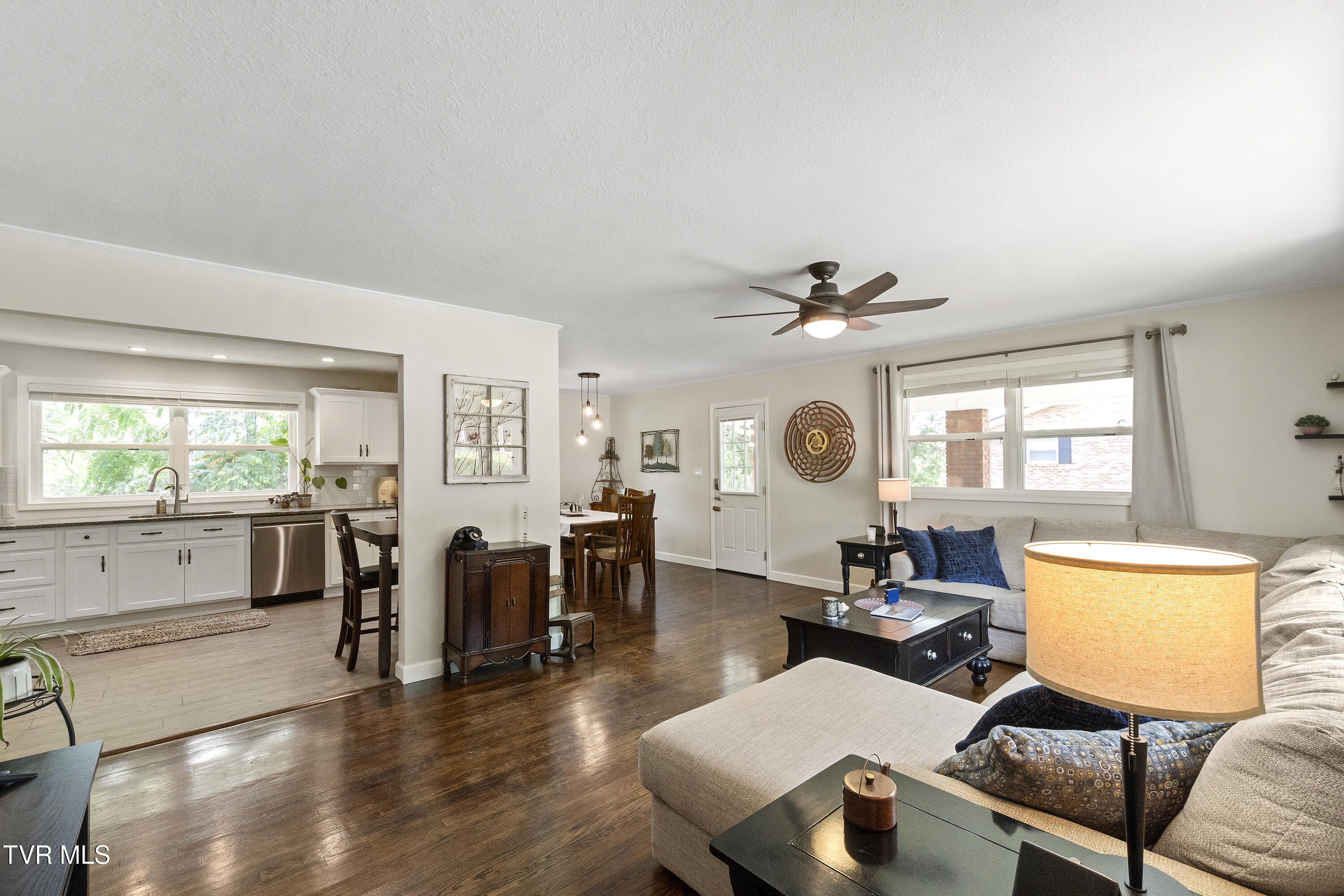 1908 Old Tusculum Road Greeneville, TN 37745 - Photo 3 of 37 Open Concept