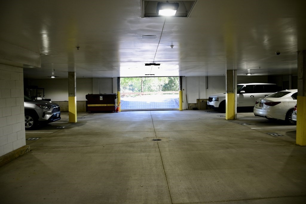 36 Village Road, Unit 713 Middleton, MA 01949 - Photo 28 of 39 a view of parking area