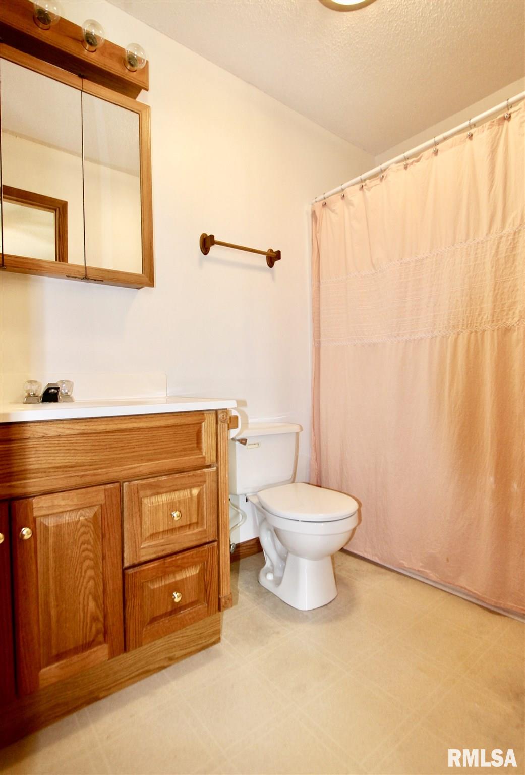 66 Brookside Place Springfield, IL 62704 - Photo 8 of 15 Gallery Image 8