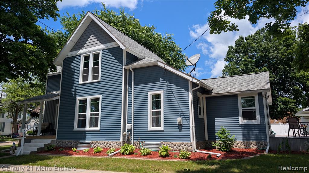 301 Mill Street Flushing, MI 48433 - Photo 23 of 33