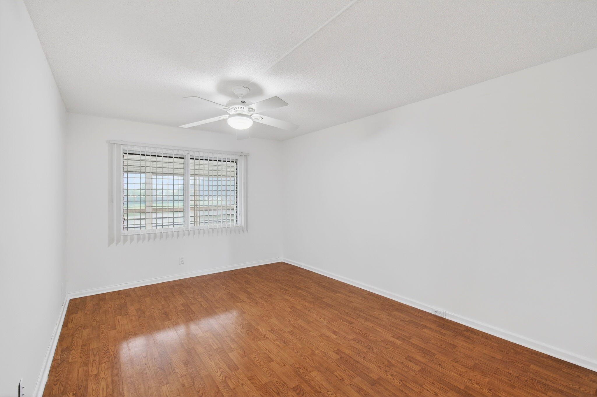 2015 Cornwall East Boca Raton, FL 33434 - Photo 23 of 104 38-web-or-mls-DSC_7380