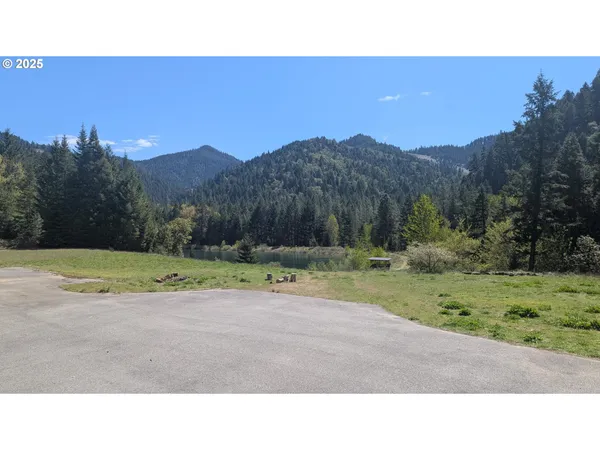 $895,000 | 2999 Speaker Road, Wolf Creek, OR 97497