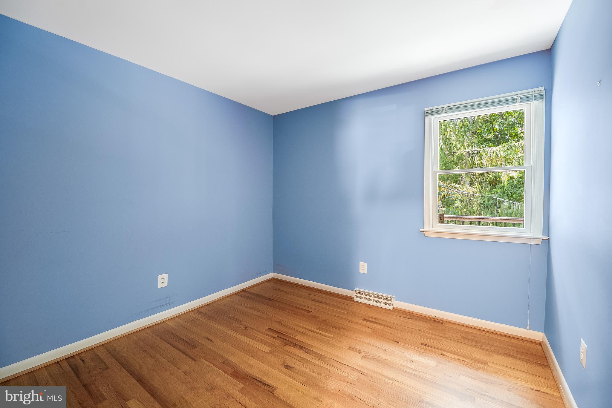 9528 Rockport Road Vienna, VA 22180 - Photo 26 of 49 Third Bedroom