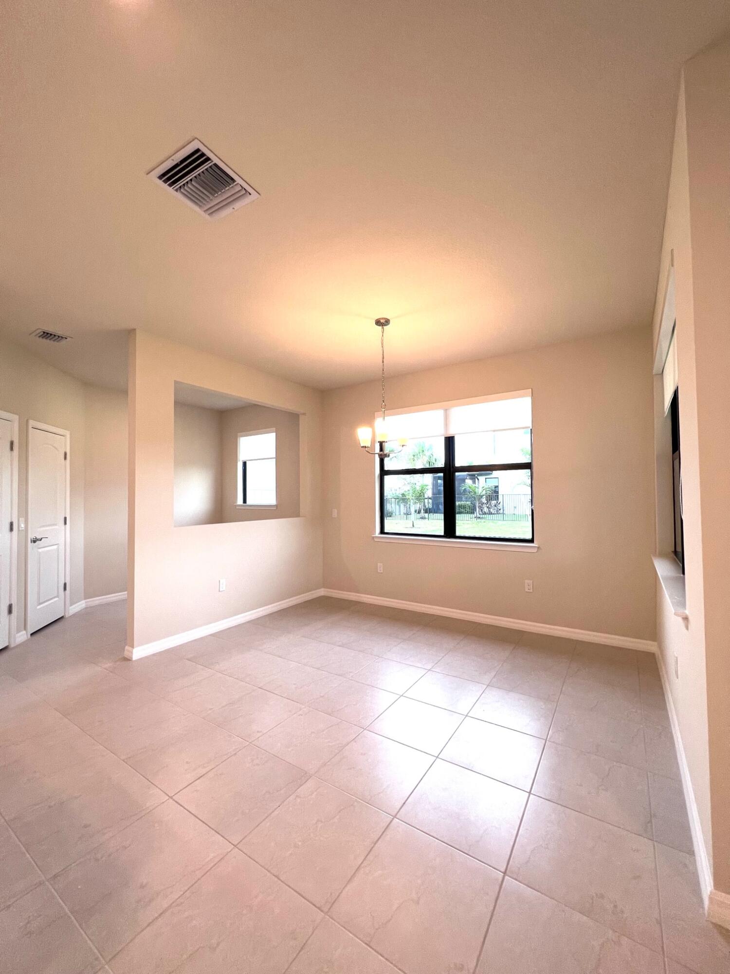 8246 Cadre Noir Road Lake Worth, FL 33467 - Photo 14 of 54 Dinning room