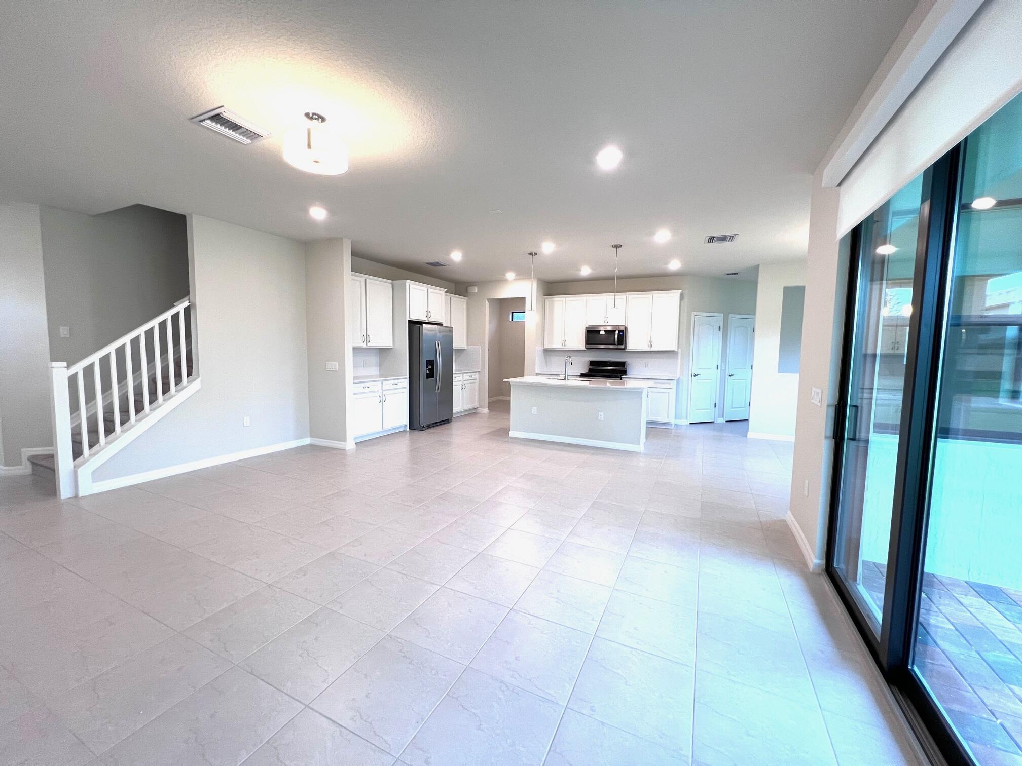 8246 Cadre Noir Road Lake Worth, FL 33467 - Photo 6 of 54 Living room