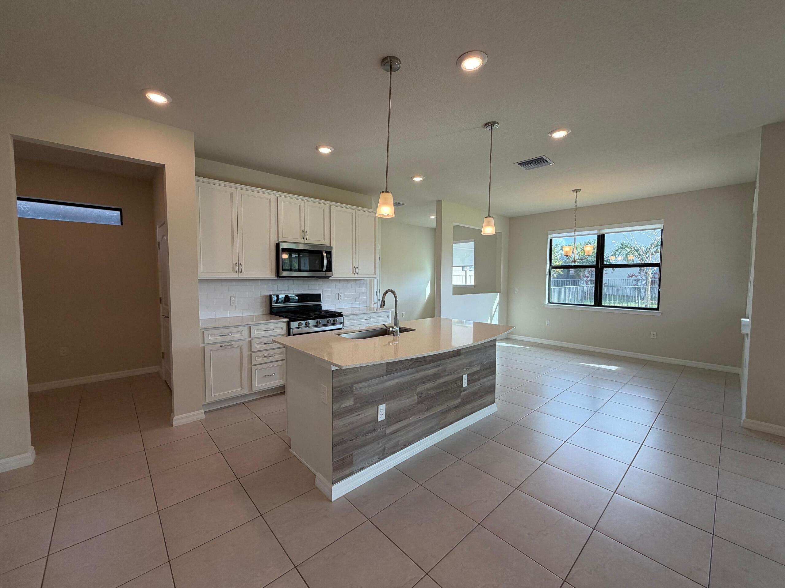 8246 Cadre Noir Road Lake Worth, FL 33467 - Photo 7 of 54 KITCHEN