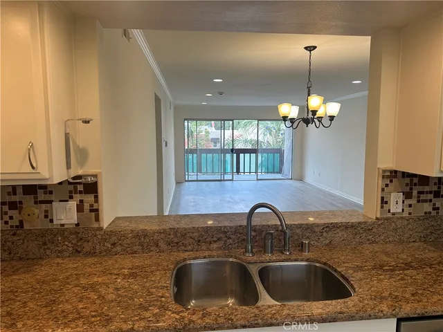 $3,250 | 500 South Oak Knoll Avenue, Pasadena, CA 91101