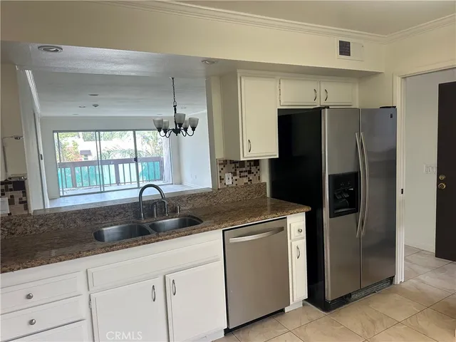 $3,250 | 500 South Oak Knoll Avenue, Pasadena, CA 91101